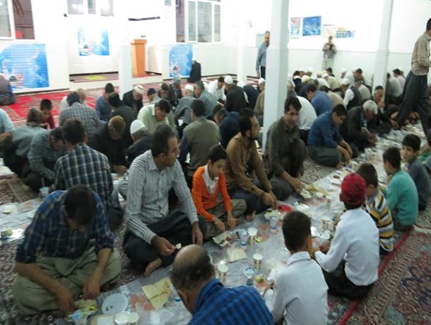 اطعام 135 هزار مددجوی کمیته امداد همدان در ماه مبارک رمضان