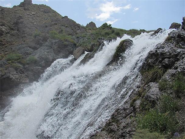 آبشار زیبای سوله دوکل +تصاویر