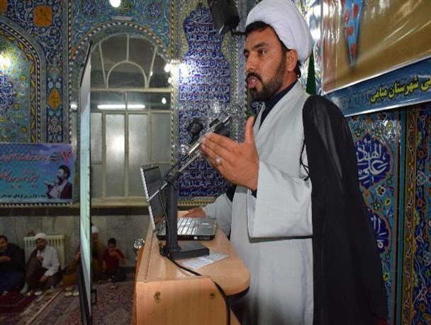 مسئولان به جای طرح مسائل چالش زا، از اقتصاد مقاومتی گزارش ارائه کنند/بعد از انتخابات برنامه ی اقتصادی ارائه نشد