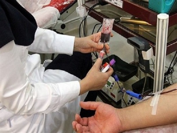 کرونا میزان اهدای خون را ۲۱۰ واحد کاهش داده است/ تامین واحدهای خونی مورد نیاز سیستان و بلوچستان از پایگاه های معین کشور