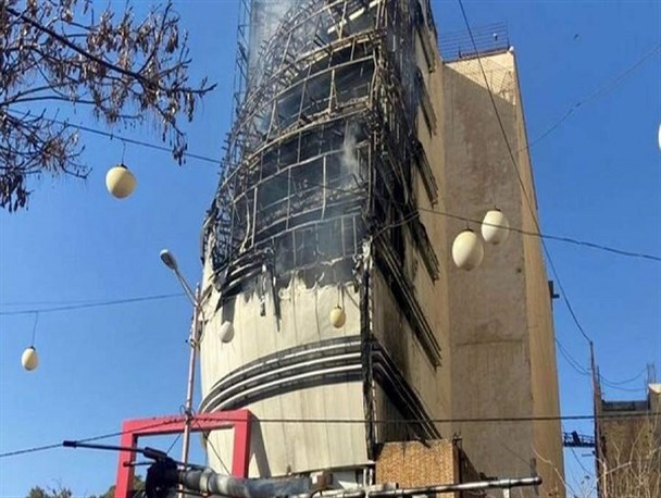 مجتمع تجاریِ بدونِ پایان کاری که در آتش سوخت و مرمت نشد/ مالکی که گوشش بدهکار اخطارها نیست