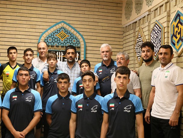 بدرقه اعضای تیم ملی کشتی فرنگی نونهالان اعزامی به مسابقات آسیایی توسط رئیس فدراسیون