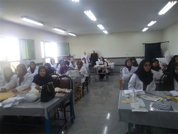 تطبیق آموزش های فنی حرفه ای با توانمندی های بومی ضرورتی برای ایجاد اشتغالزایی