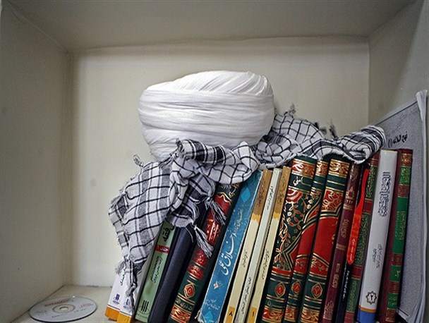 طلبه ی شاعر یا شاعر طلبه؟