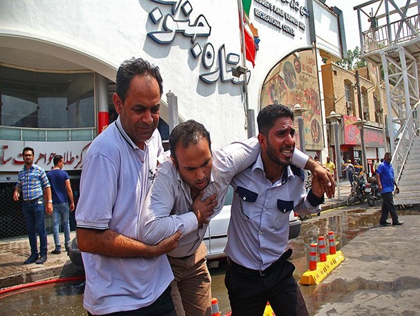 سه کشته و ۲۷ مصدوم در اثر آتش سوزی ستاره جنوب