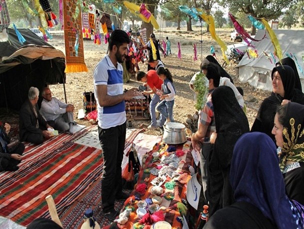 عده ای دلال باعث خرد شدن بازار غوره می شوند