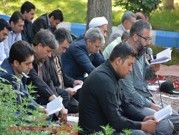 برگزاری محفل معنوی زیارت عاشورا در ماکو/ تصاویر
