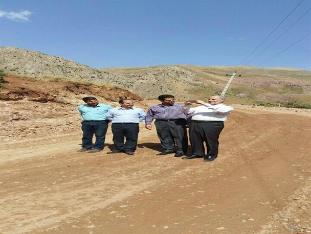 معاون پارلمانی وزیر از پروژه راه ارتباطی قزوین-رحیم آباد-کلاچای بازدید نمود
