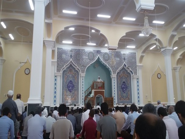 گناه موجب ذلت و سقوط اخلاق در جامعه است