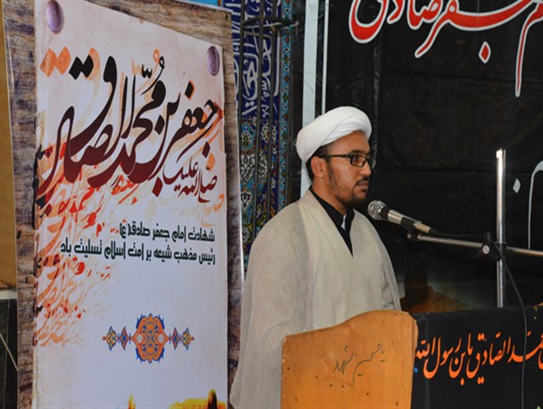 امام صادق(ع) با تشکیل نهضت بزرگ علمی و فرهنگی اسلام را احیا کرد