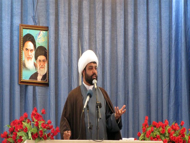 علت شکست در نهضت مشروطه، آفت اصلی دین یعنی تحزّب بود/ توهین به قوم بزرگ لک را محکوم می کنیم و خواستار برخورد با عاملان آن هستیم