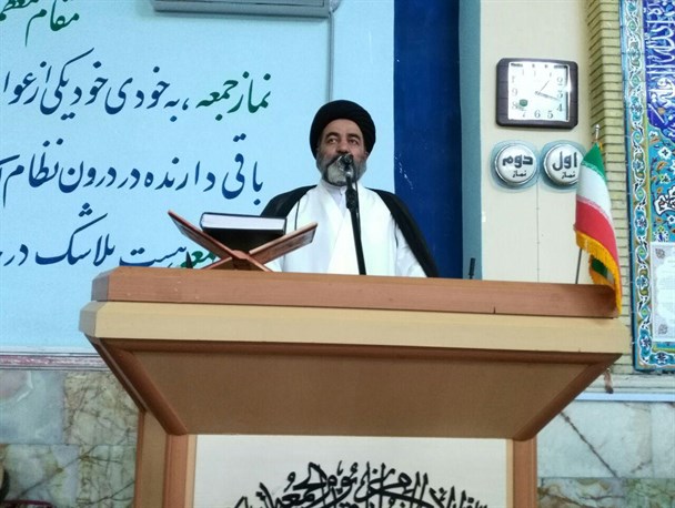اصول گرا و اصلاح طلب همه زیر چتر انقلاب جا می گیرند/وقتی می گوییم انقلابی یعنی حمایت از قشر ضعیف و محروم جامعه
