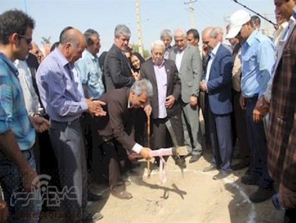 کلنگ مجموعه ورزشی و استخر بانوان شهرستان گچساران به زمین زده شد