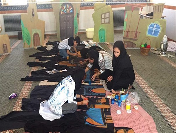 بی مهری مسئولان نسبت به هنرمندان کم توان ذهنی/ بانویی که استعدادهای بالفعل را بالقوه کرد
