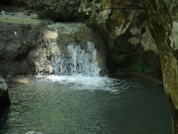 اینجا گلستان/ تصاویری زیبا از آبشار لوه