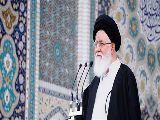 مطالبه از دولت جهادگر باید همراه با کمک جهادی باشد/ خم‌شدن کمر مردم زیر بار مشکلات