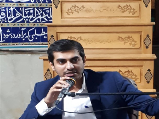 مکتب حسینی، محور وحدت امت اسلامی در مقابل ظالمان جهان است