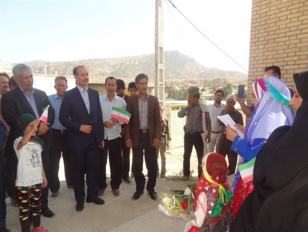 عکس: حاشیه کلنگ زنی بزرگترین پروژه گاز رسانی فارس