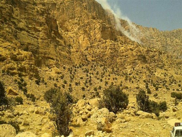 کوه بمو در ثلاث باباجانی دوباره آتش گرفت