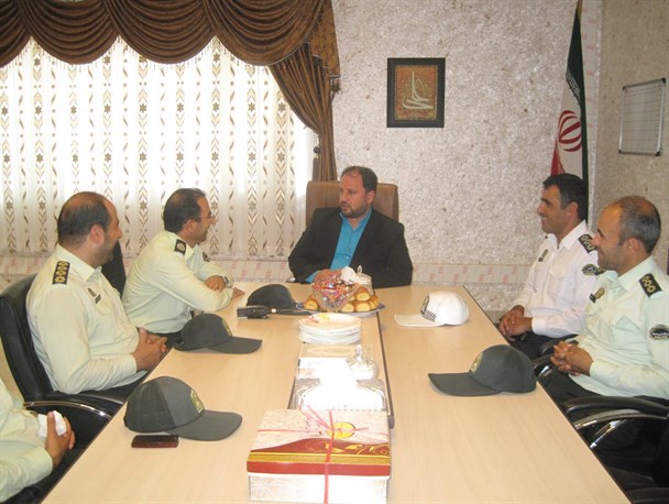 مسئولین ادارت شهرستان با فرماندار فراهان دیدار کردند