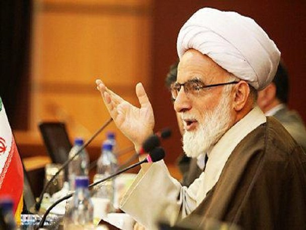 رکود برای کشور سم است/با تصمیمات سلیقه ای به جایی نمی رسیم