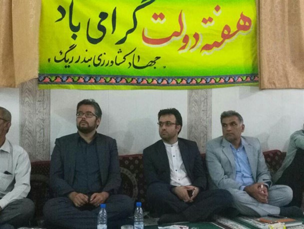 زهکشی زمین های کشاورزی از مهمترین مشکلات کشاورزان این منطقه است