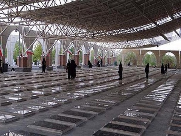نقدی بر طرح یکسازن سازی مزار شهدا