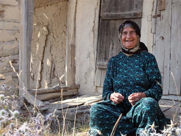 روستایی که در تابستان بخاری هایش روشن است +تصاویر