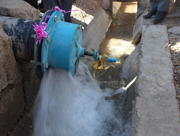 طرح تجمیع آبیاری کم فشار روستای تکمار با اعتبار ۱ میلیارد ریالی به بهره برداری رسید