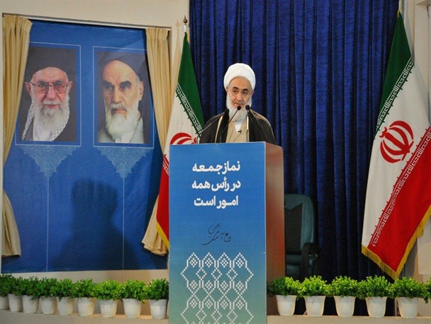 پیروان حقیقی امام حسین(ع) در مقابل ظلم و غارت بیت‌المال سکوت نمی‌کنند/ مذاکره با سردمداران تروریست‌ها عین جهالت یا خیانت است