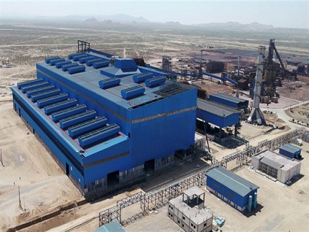 توهین به مقدسات در کارخانه فولاد زرند ایرانیان/ مردم زرند خواستار نظارت جدی بر مراکز صنعتی