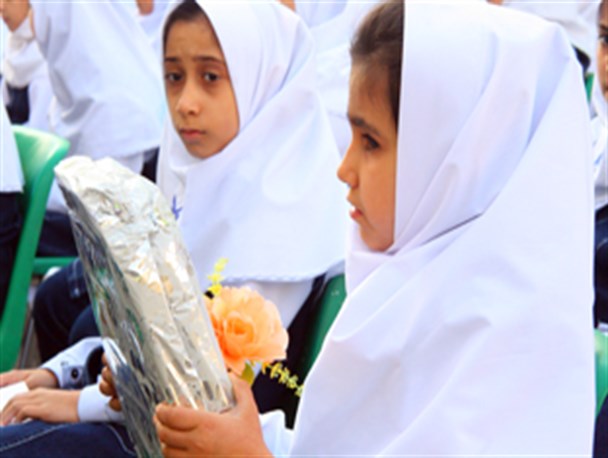امسال هر مدرسه یک پایگاه جشن عاطفه ها است