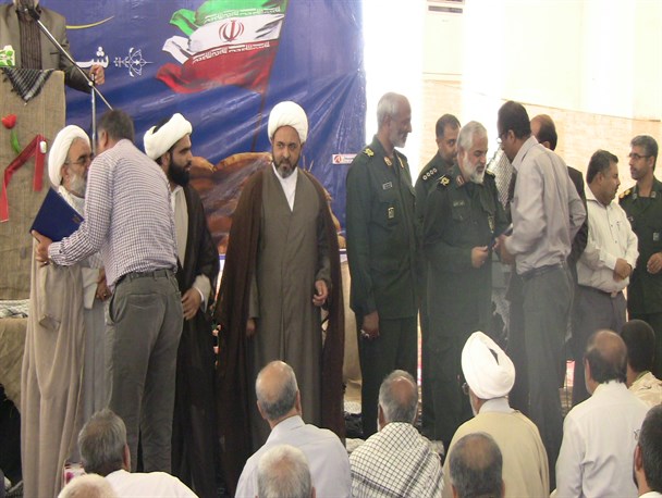 همایش تجلیل از رزمندگان هشت سال دفاع مقدس در شهرستان میناب برگزار شد