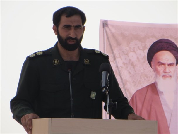مهمترین وظیفه ما در شرایط کنونی، پاسداری از انقلاب است