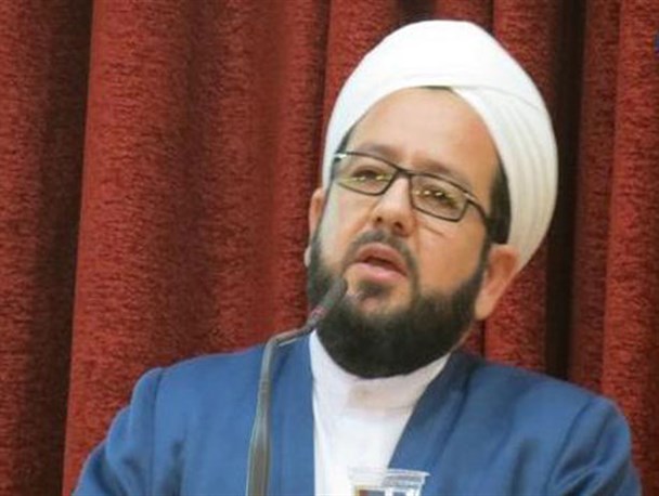 فردی که راه را بر حجاج می بندد،مسلمان نیست