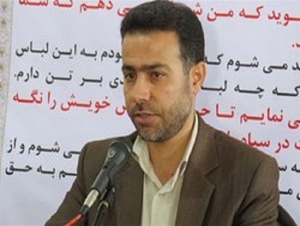 دشمن به دنبال ایجاد فضای دو قطبی در کشور است/ لزوم هم نوایی با پیام های وحدت بخش رهبر انقلاب