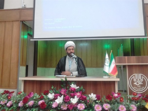 مداحی اهل بیت جدای از سیاست نیست / بروز اختلاف در مجالس تفکر شیعه انگلیسی است