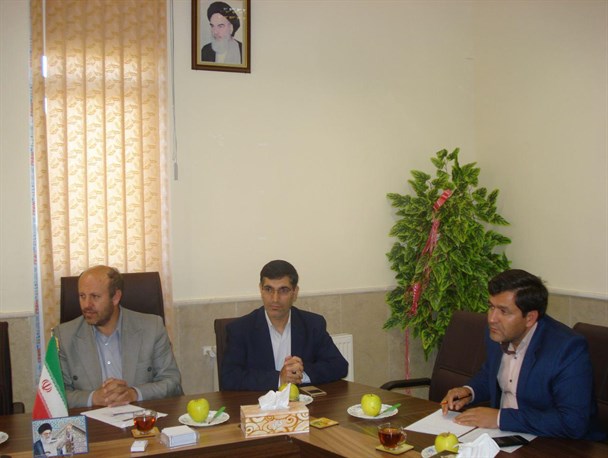 صنایع تبدیلی محصولاتی چون عسل و عدس در ورزقان راه‌اندازی شود