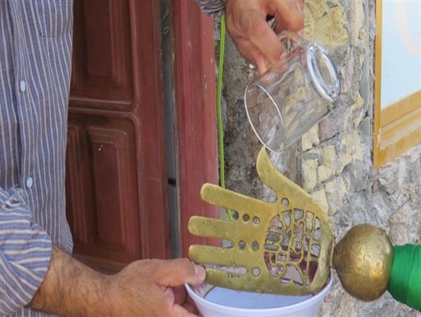 آئین مذهبی-سنتی علم گردانی در خوروبیابانک برگزار شد