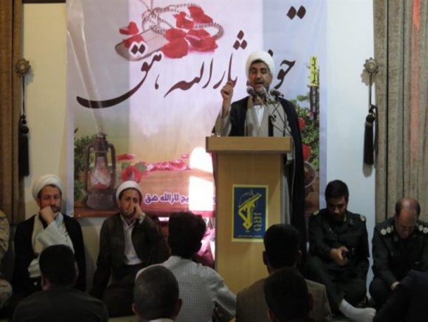 ترویج فرهنگ ایثار وشهادت عامل وحدت وشکست توطئه دشمنان اسلام است
