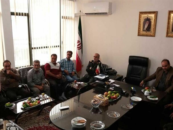 دیدار صمیمانه فرمانده سپاه قدس گیلان با رانندگان کامیون/ نقش پررنگ کامیون داران گیلانی در خدمات‌رسانی به مردم