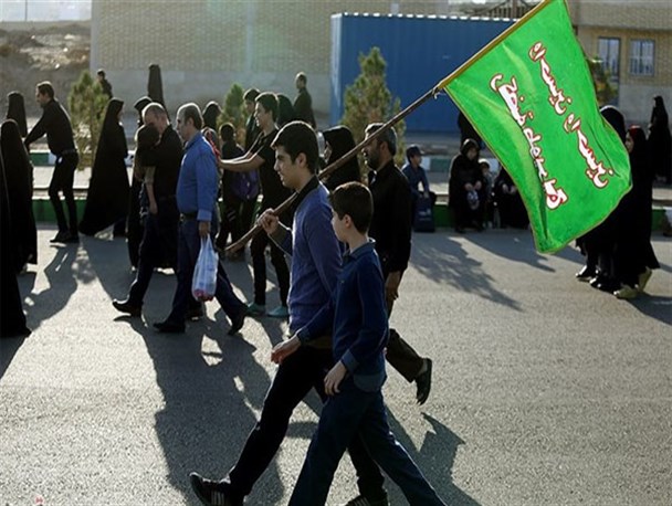 مسیر پیاده روی جاماندگان اربعین در یزد به «طریق الحسین»نامگذاری خواهد شد