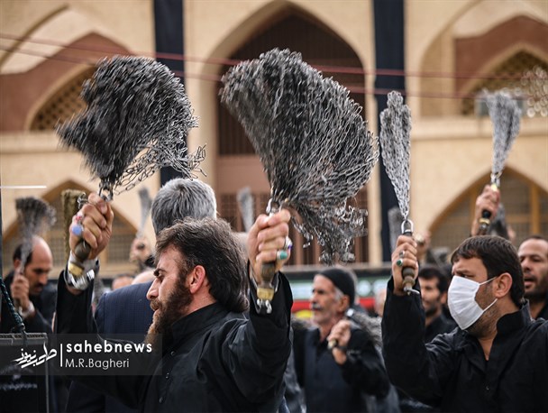 اجتماع عظیم جاماندگان اربعین حسینی در میدان امام علی(ع) اصفهان+تصاویر