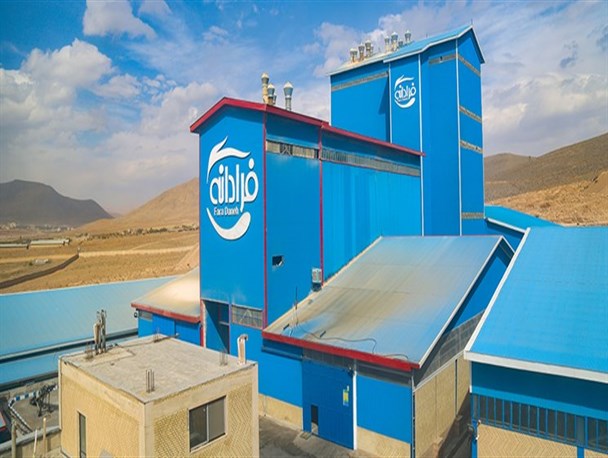 تولید، دانش بنیان و اشتغال آفرین؛ نقشه راه بزرگترین کارخانه تولید خواراک آبزیان/ خودکفایی ثمره صرف فعل خواستن در فرادانه