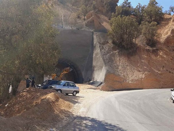 آغاز به کار خروجی تونل های جاده سی سخت/ تصاویر آخرین وضعیت پروژه بزرگ جاده یاسوج به سی سخت