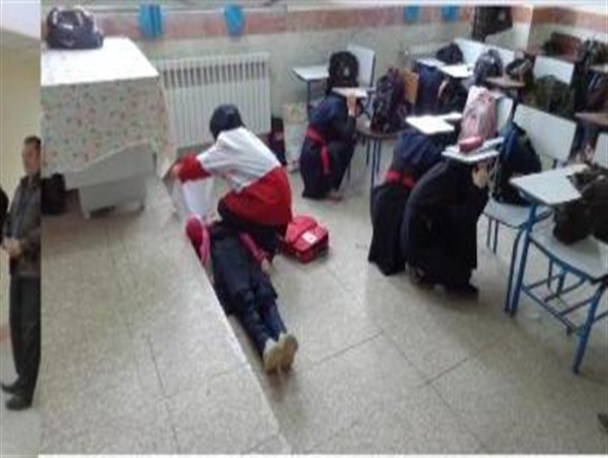 برگزاری مانور زلزله و ایمنی در مدارس نیر