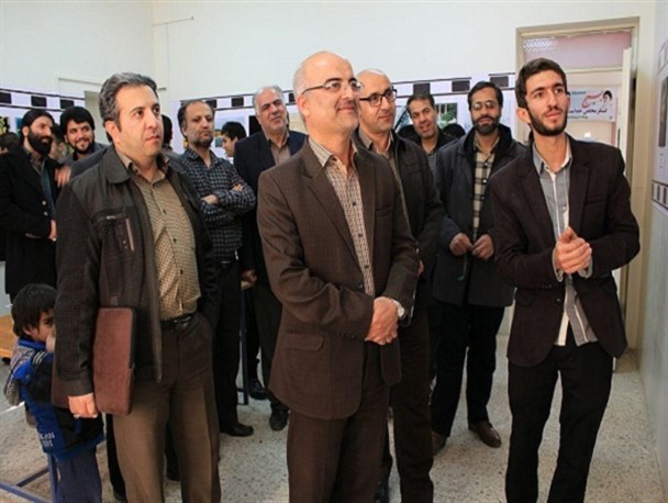 نگارخانه دانشگاه ساختمان علوم انسانی دانشگاه آزاد اسلامی تویسرکان افتتاح شد
