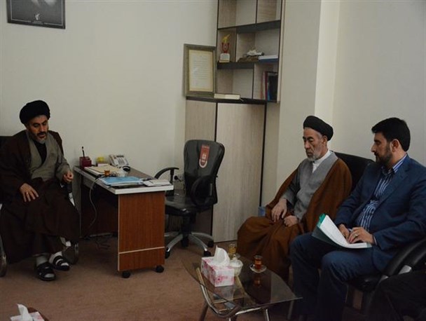 بذل و بخشش از اموال عمومی به مسئولین نمود بارز بی عدالتی است