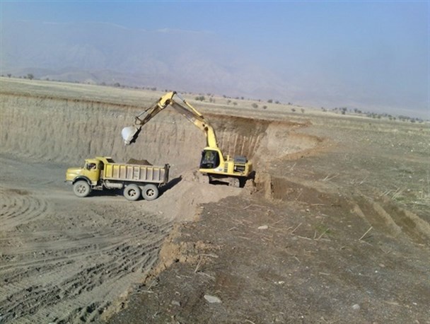 تخریب منابع طبیعی به بهانه صنعت در روستای کندرود شبستر +تصاویر