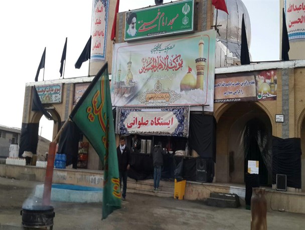 سه ایستگاه صلواتی در مسیر تردد زائران حسینی در اسدآباد